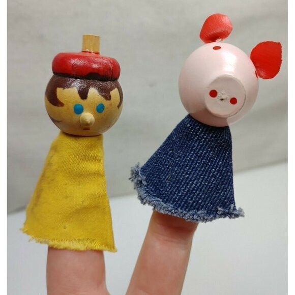 Vintage Wood And Cloth Set Boy With Hat Pig Hand Painted Finger Puppets - Picture 1 of 8